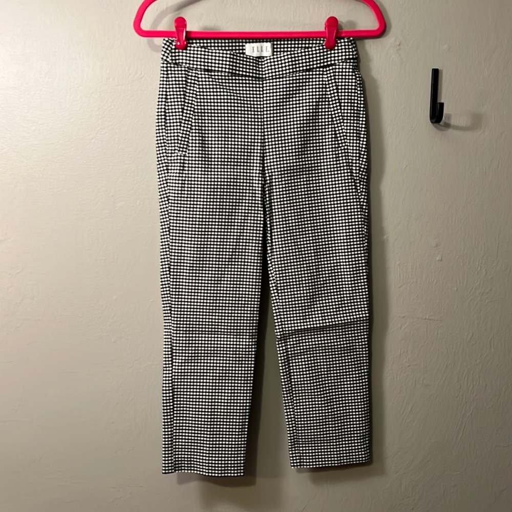 Elle Stretchy Gingham Print Cropped Pant